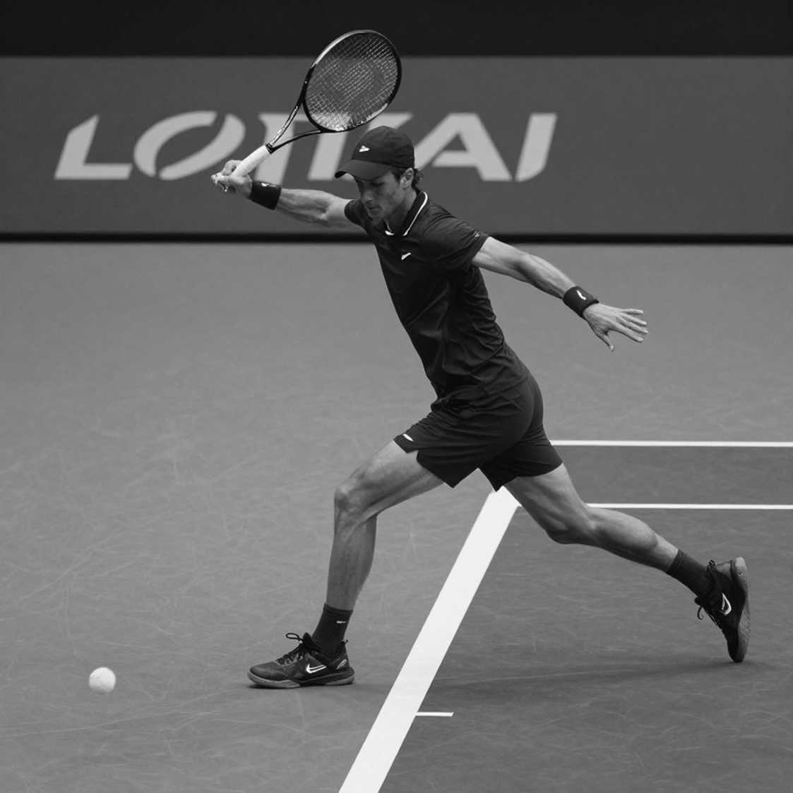 Casper Ruud rút lui khỏi US Open 2026: Khi lưng đau hơn cả khát vọng Casper Ruud rút lui khỏi US Open 2026: Khi lưng đau hơn cả khát vọng