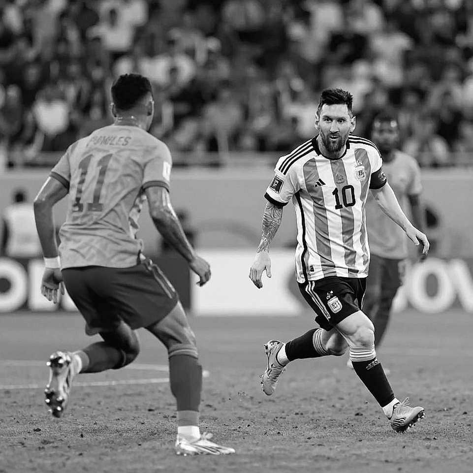 Cú đúp thứ ba liên tiếp của Yamal và tỷ số 4-2 ở Levante: Những dòng bản tin để lại phía sau đường kẻ Cú đúp thứ ba liên tiếp của Yamal và tỷ số 4-2 ở Levante: Những dòng bản tin để lại phía sau đường kẻ