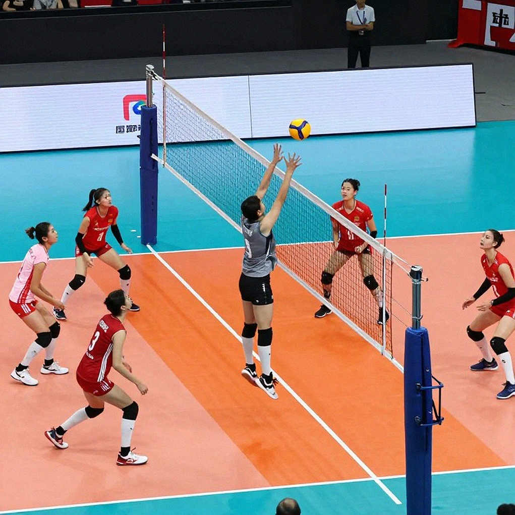 Từ .079 đến .420: Kentucky và Louisville đang viết lại một trận đấu top-5 chưa có hồi kết