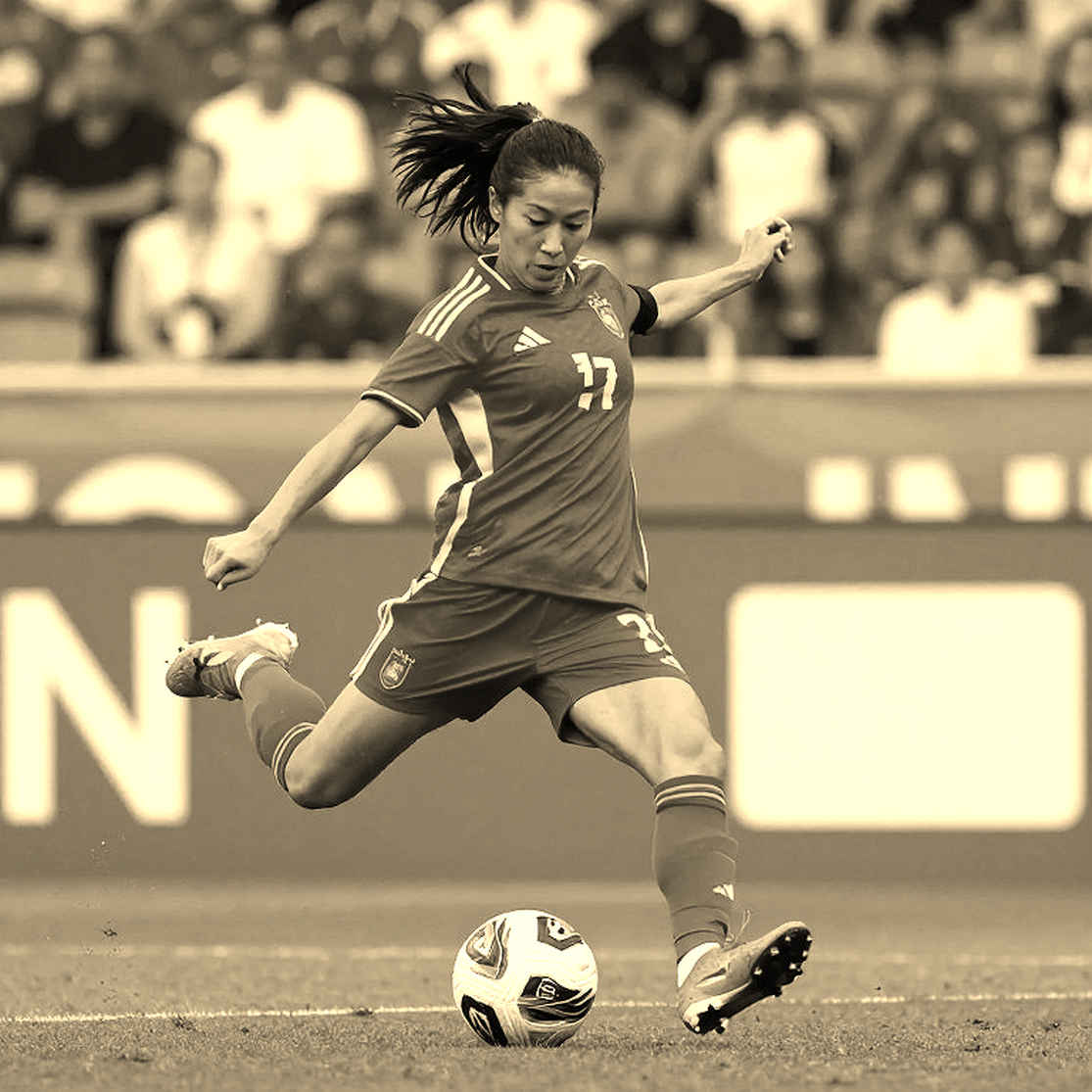 Vietnamese Football 2042: When Technology and Identity Step onto the Pitch Together