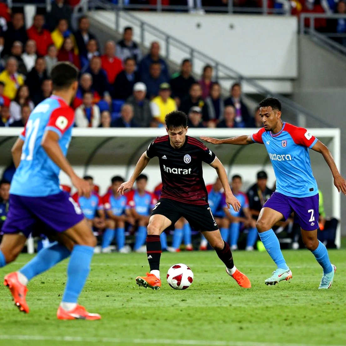 AFF Cup 2026: đọc lại cấu trúc 3-4-3 của Kim Sang-sik và bài toán khi Xuân Son rời sân AFF Cup 2026: đọc lại cấu trúc 3-4-3 của Kim Sang-sik và bài toán khi Xuân Son rời sân