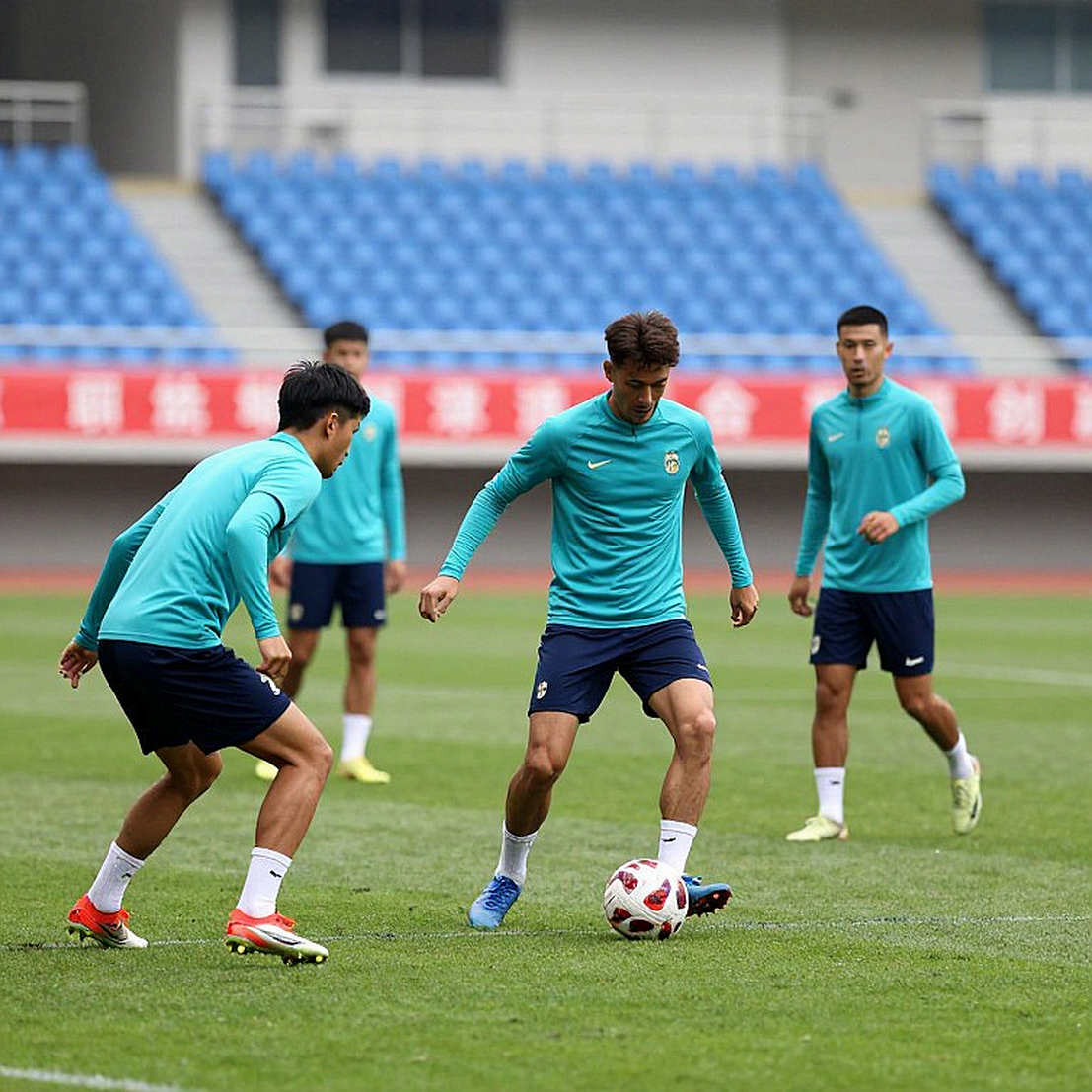 Donyell Malen và bài toán hiệu suất: AS Roma cần nhìn vào vết nứt trước khi hào quang lên tiếng Donyell Malen và bài toán hiệu suất: AS Roma cần nhìn vào vết nứt trước khi hào quang lên tiếng